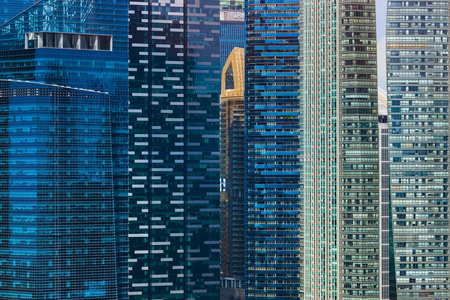 在新加坡的现代摩天大楼