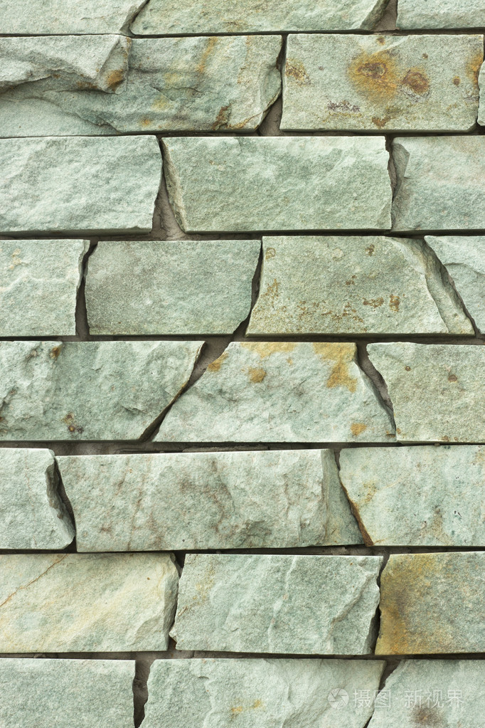 龙绿色安山岩石材干挂施工上黄色.