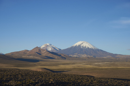 在高原上的火山