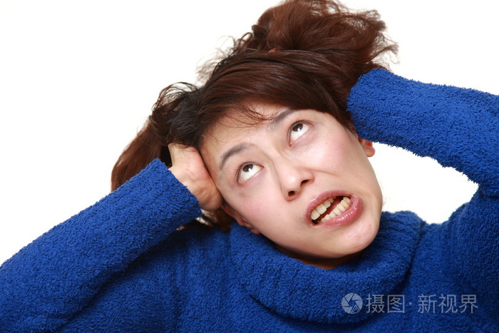 老人痴呆症的亚洲女人