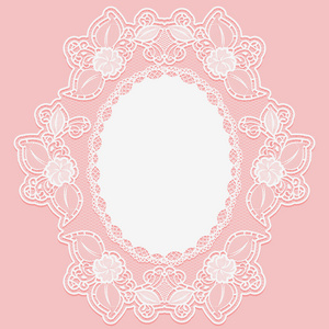 粉红色的背景上的白色花边布照片