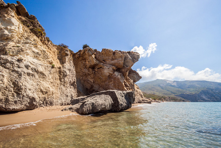 美丽的海滩与巨大岩石酒店扎金索斯希腊