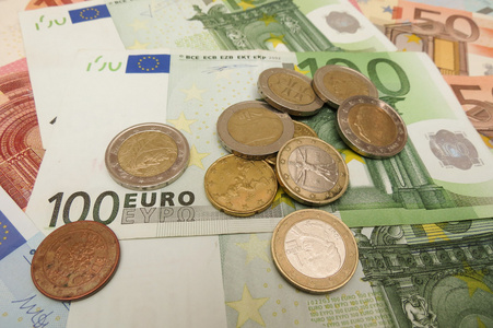 希腊财长：失败的欧元集团谈判将采用比特币