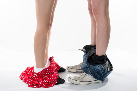 男人和女人拖衣照片