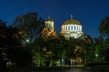 神奇的夜晚照片中亚历山大  涅夫斯基大教堂，索非亚