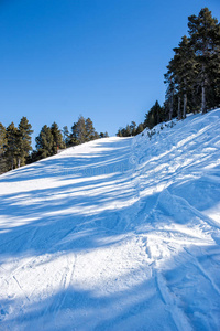 滑雪度假村