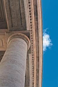 罗马圣皮埃特罗的柱廊