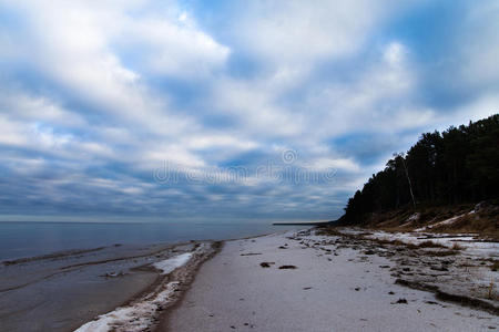 冬天的波罗的海沿岸。