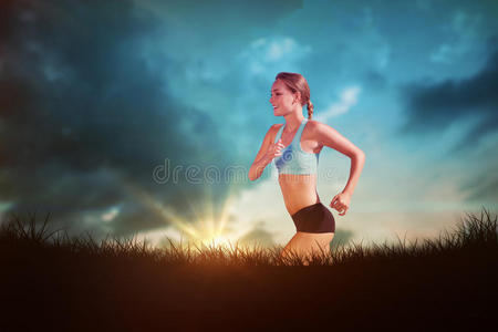 适合女性慢跑的复合图像