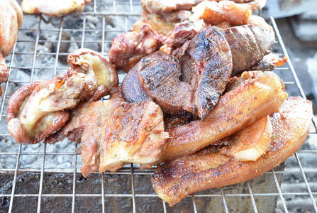 亚洲 美食家 食物 聚会 木炭 烤架 烧烤 野餐 牛肉 烹调