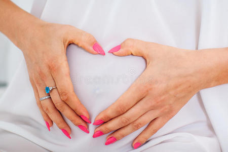 出生 健康 成人 美女 期待 美丽的 家庭 新的 腹部 父母