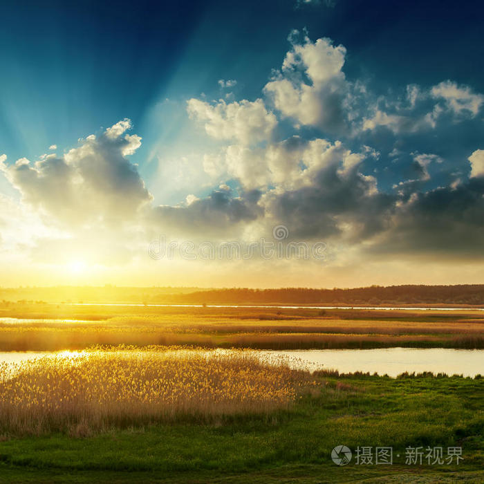 自然 傍晚 反射 夏天 美女 地平线 天空 季节 美丽的