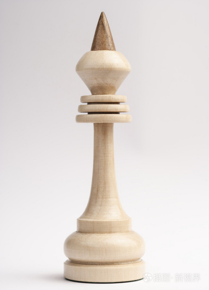 白色背景上的白色国际象棋王