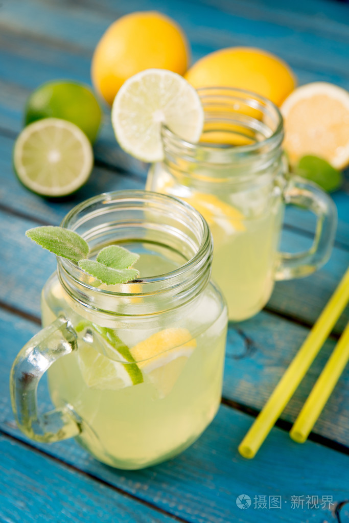 柑橘的自制柠檬水