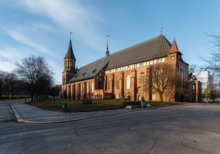 加里宁格勒的柯尼斯堡大教堂一侧照片