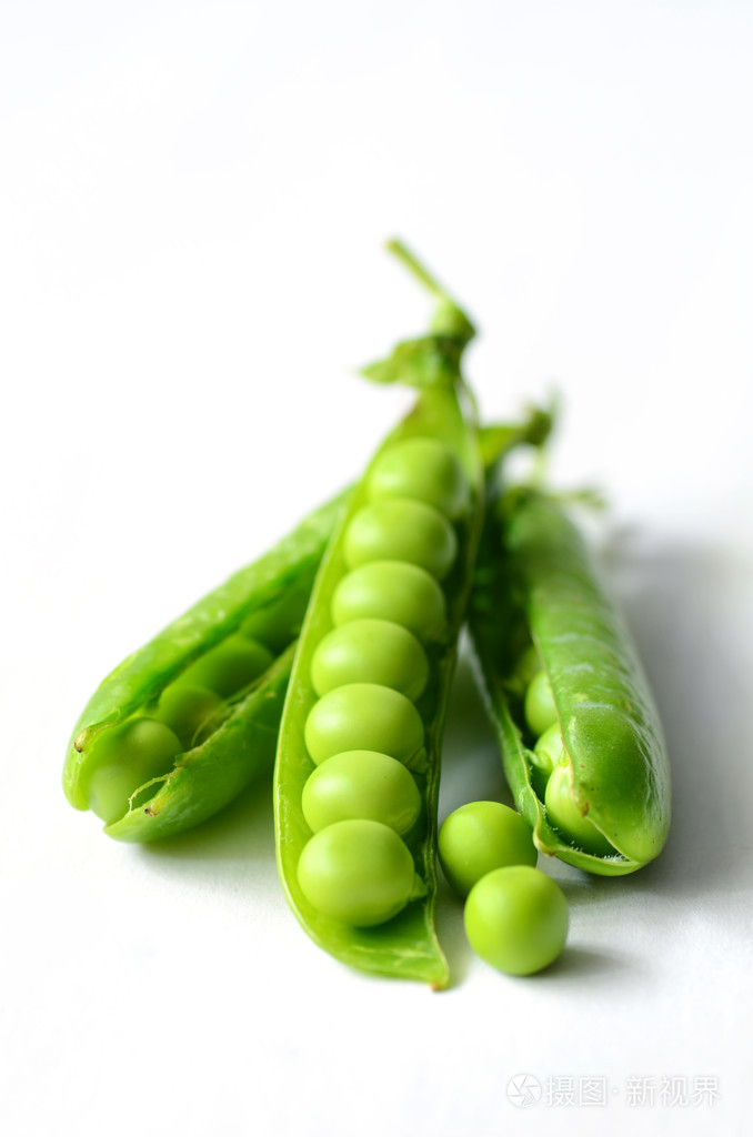 新鲜的有机绿色豌豆
