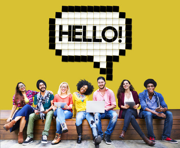 英语互动性格开朗的人使用数字设备照片