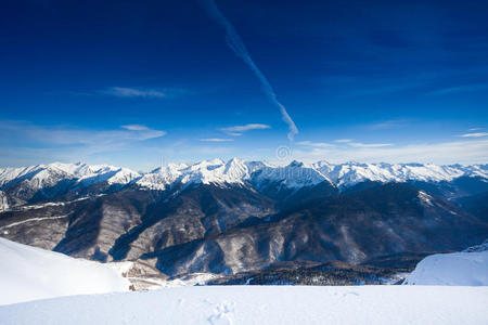 高加索山脉美丽的冬季景观