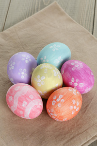 复活节彩蛋配花，手工彩绘鸡蛋