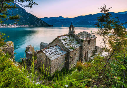 古老的 海景 岩石 教堂 地标 海洋 自然 建筑学 欧洲