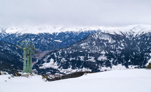 阿尔卑斯山景观山冬