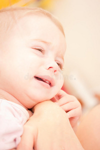 婴儿床 电灯泡 清白 幸福 可爱的 宝贝 颜色 白种人 学习