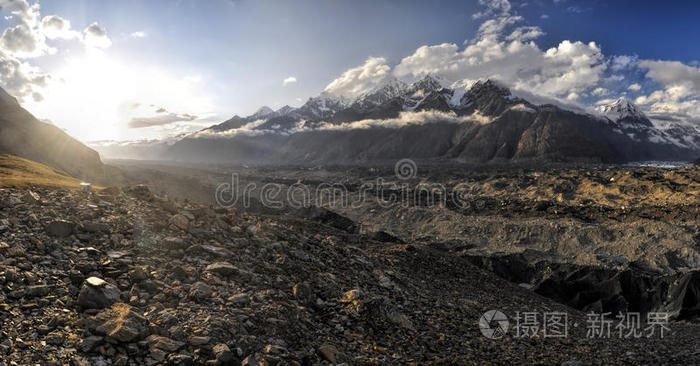 全景图 范围 徒步旅行 全景 丘陵 冒险 吉尔吉斯斯坦 风景