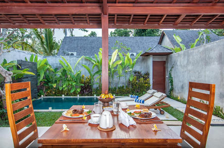旅游业 求助 椅子 财产 水塘 印度尼西亚 早餐 桌子 活的