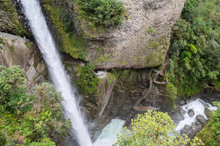 厄瓜多尔佩隆迪亚布洛瀑布