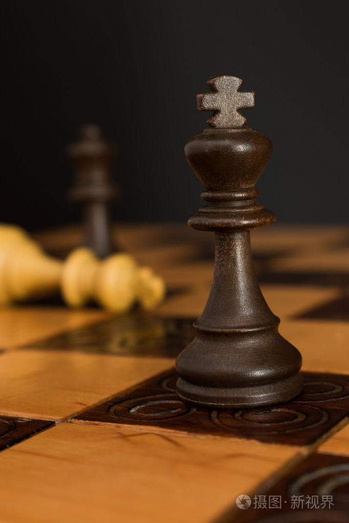 国际象棋棋盘上拍照照片-正版商用图片1oql24-摄图新视界