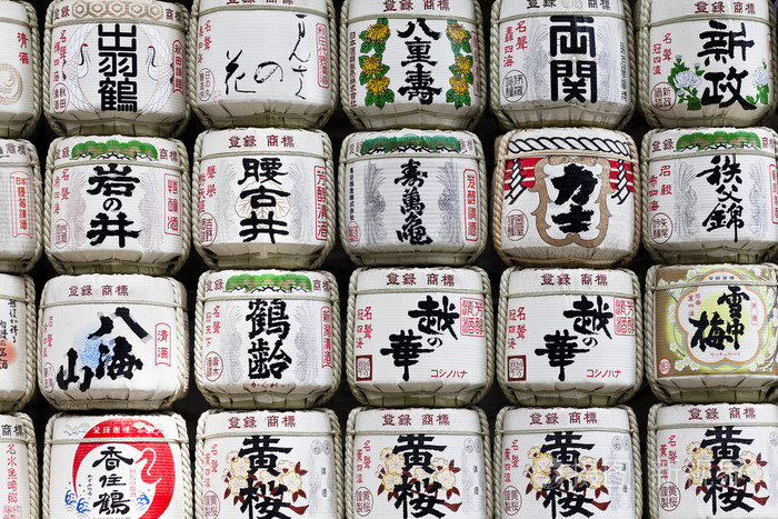 在日本神社捐了背景的缘故桶堆栈