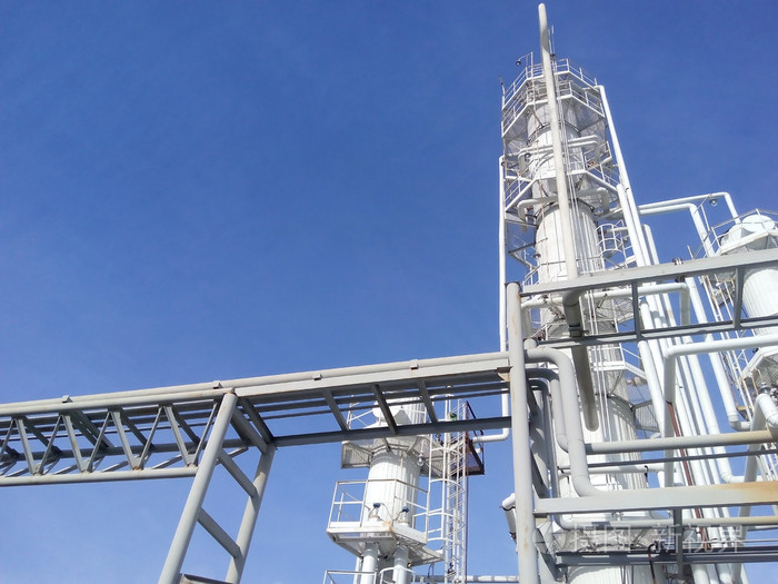 精馏塔和加热炉