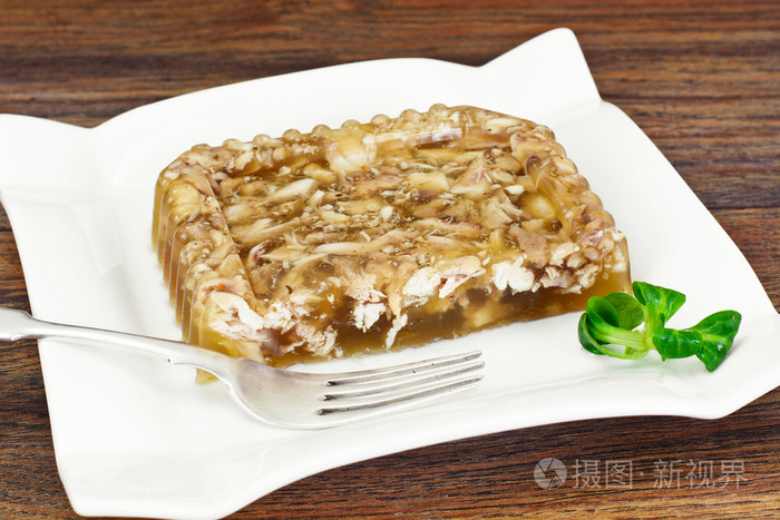 鸡冻冷开胃菜