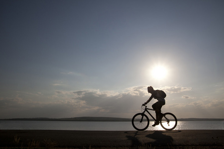 骑行者壁纸图片