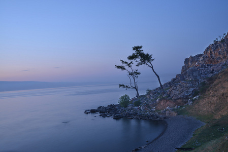 两个松湖附近图片