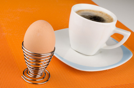 煮熟的早餐鸡蛋图片