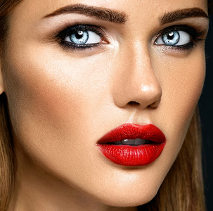 感性的脸图片-感性的脸素材-感性的脸插画-摄图新视界