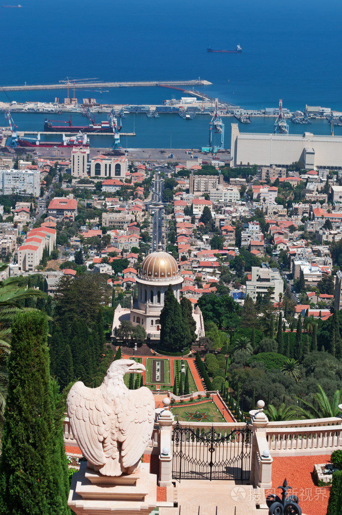以色列海法石鹰雕像和在巴哈伊花园bab陵墓