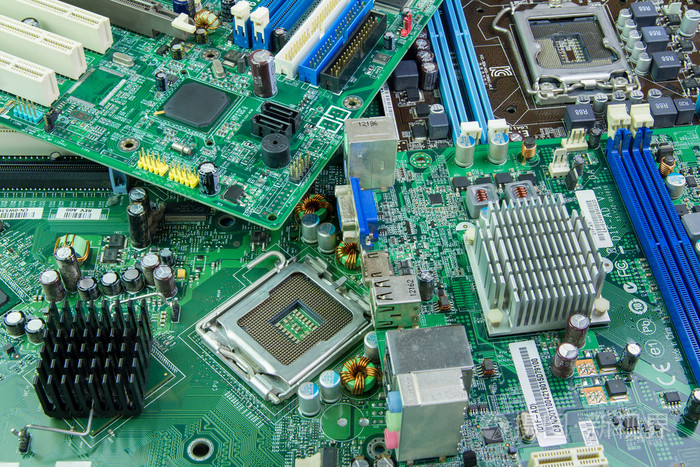 一堆电脑主板旧电脑主板