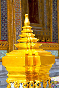 金庙在曼谷泰国切开寺庙