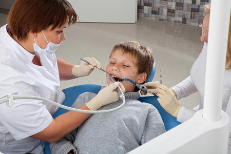 病人 公共关系 医学 办公室 牙科 专业知识 打扫 白种人