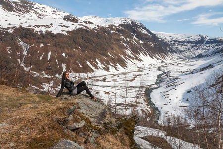 高的 乡村 欧洲 美丽的 冰川 挪威 极端 冒险 滑雪 天空