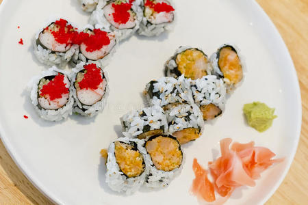 晚餐 欧米茄 大豆 宜村 筷子 大米 食物 寿司 梅基 鱼子酱