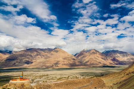 山谷 沙丘 印度河 天空 西藏 绿洲 胸贴 查谟 喜马拉雅山