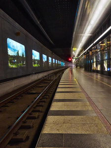 地下火车站
