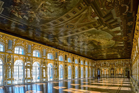 凯瑟琳的宫殿舞厅在沙皇塞洛普希金，圣。