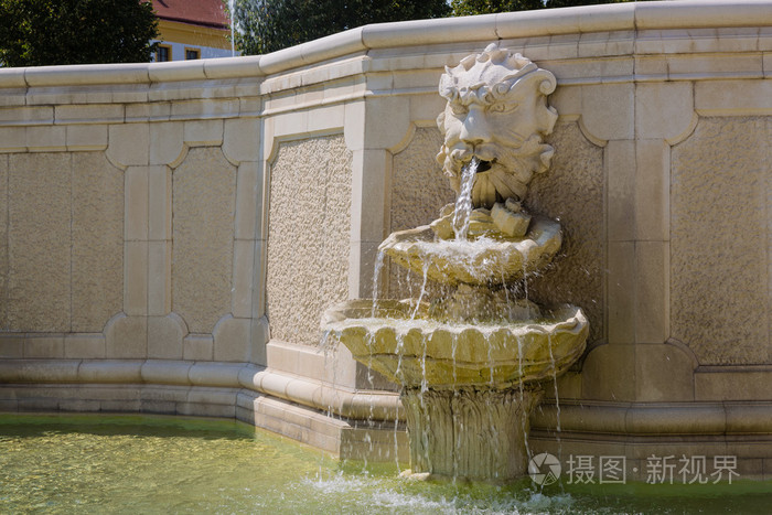 海王星喷泉在城堡城堡霍夫，奥地利