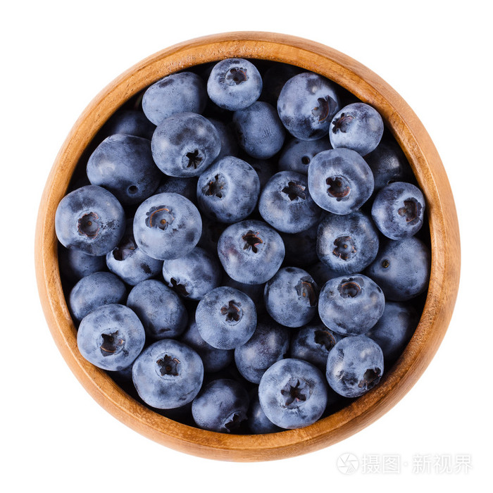 在一个碗里白色的蓝莓