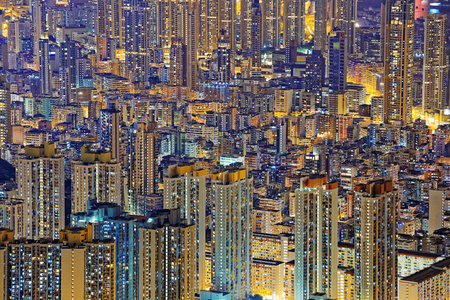 香港市民晚上住在市中心图片