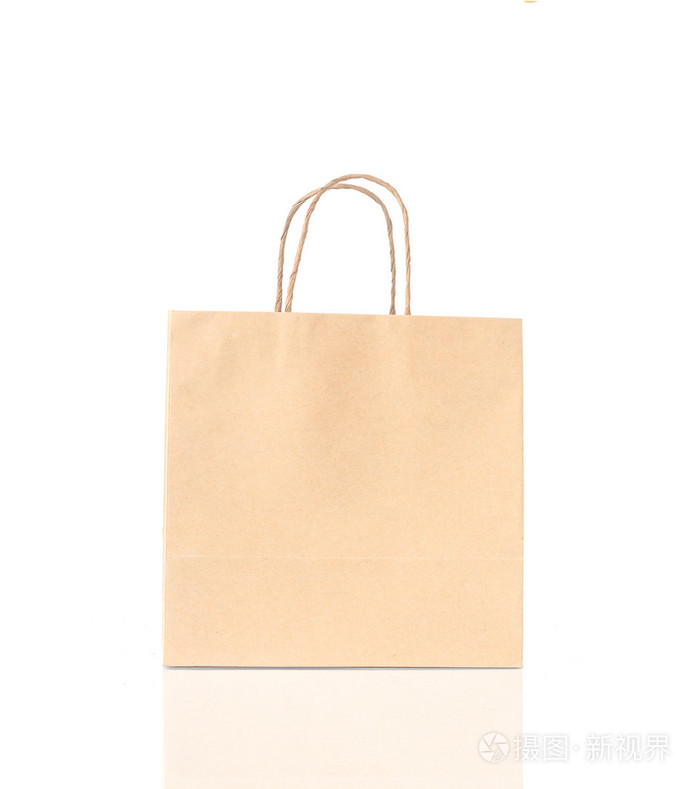 孤立在白色背景上空白牛皮纸袋
